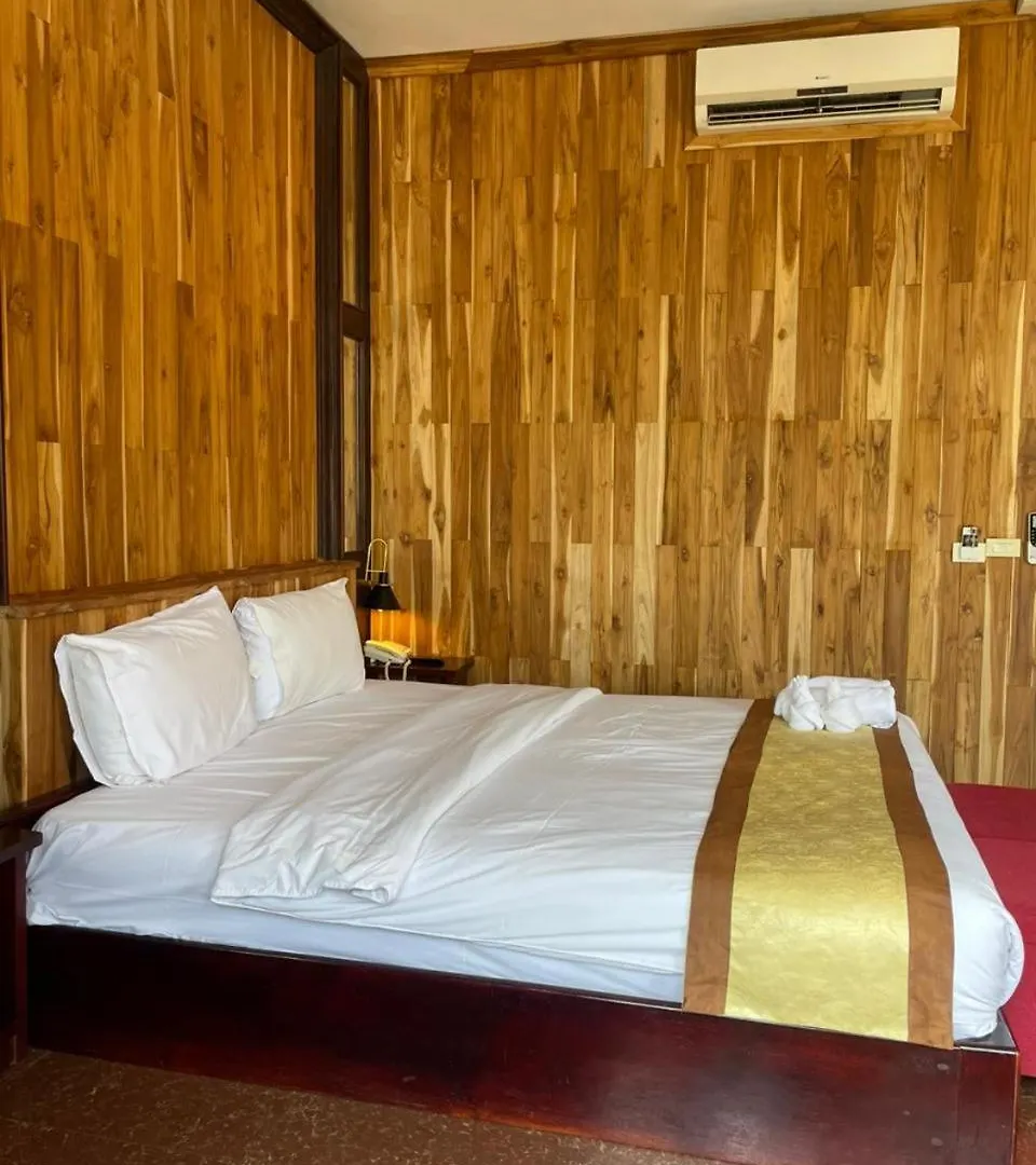 Luang Prabang Inn 1 3*, לואנג פרבאנג